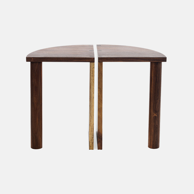 Quarto Table